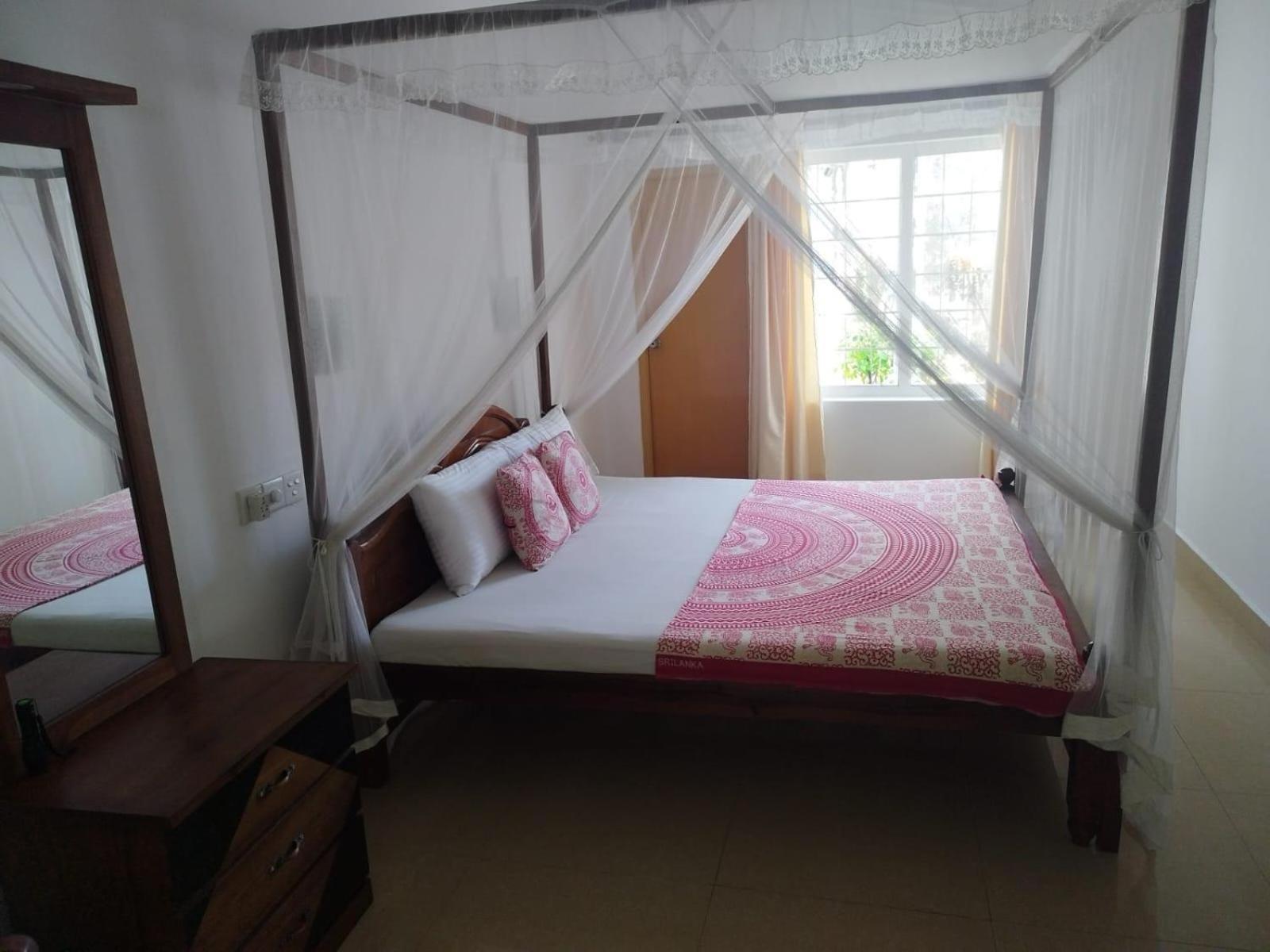 Sri Nimali Guesthouse 希克杜沃 外观 照片